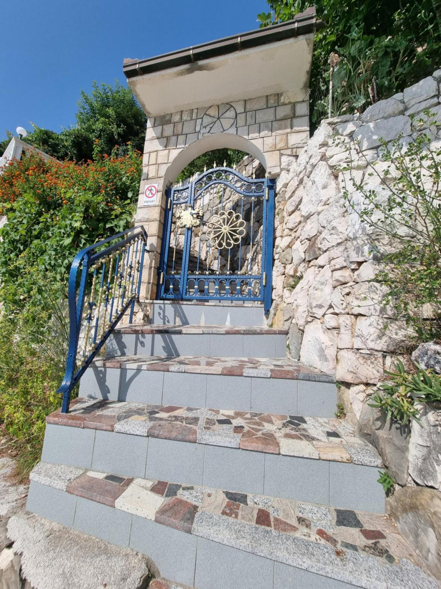 Apartmani Anda Zivogosce Luaran gambar